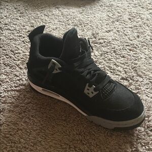Black Canvas Jordan 4s
6y
worn 2 times